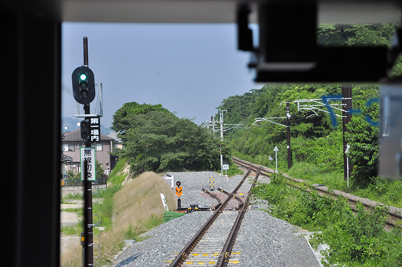 そして約300m程で仙石線と合流する。