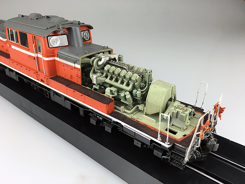 アオシマ 1/45プラモデル DD51標準色