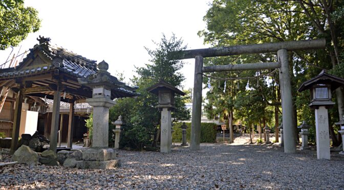 境内地を通る踏切を訪ねる…滋賀県米原市・坂田神明宮