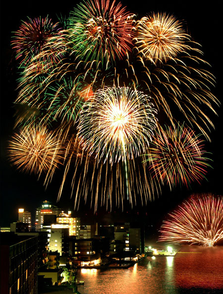 １月13日は和倉温泉冬花火＆海鮮まるごと大鍋うまいもん市