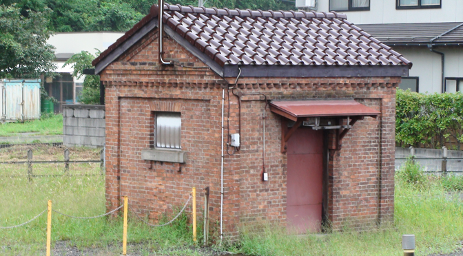 市振駅のランプ小屋 えちごトキめき鉄道 日本海ひすいライン