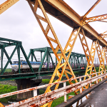 東海道本線 揖斐川橋梁に並行して架かる謎の橋
