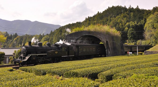 トンネル?にしては山がない謎の建造物!?それも日本一短い?