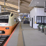 新潟駅新在特急対面乗換スタイルを眺める＋万代口の話題