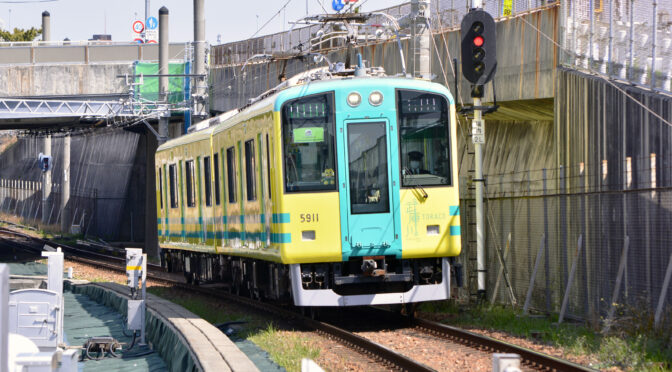 阪神武庫川線の「野球」がテーマの電車たち